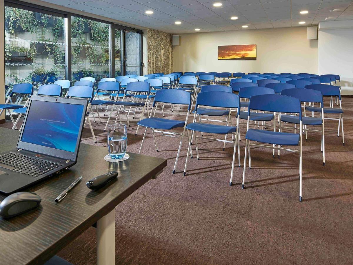Aparthotel Adagio Bale Mulhouse Aeroport Блотзайм Екстериор снимка